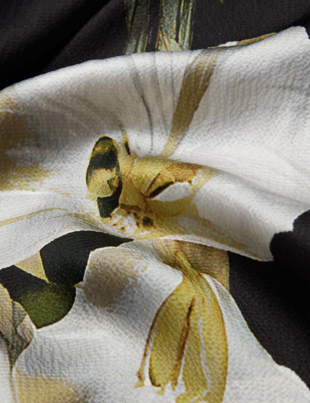 Black Ted Baker IRISSO - Floral Graphic Textured Long Silk Women Scarves | SG  8962-NJHWQ