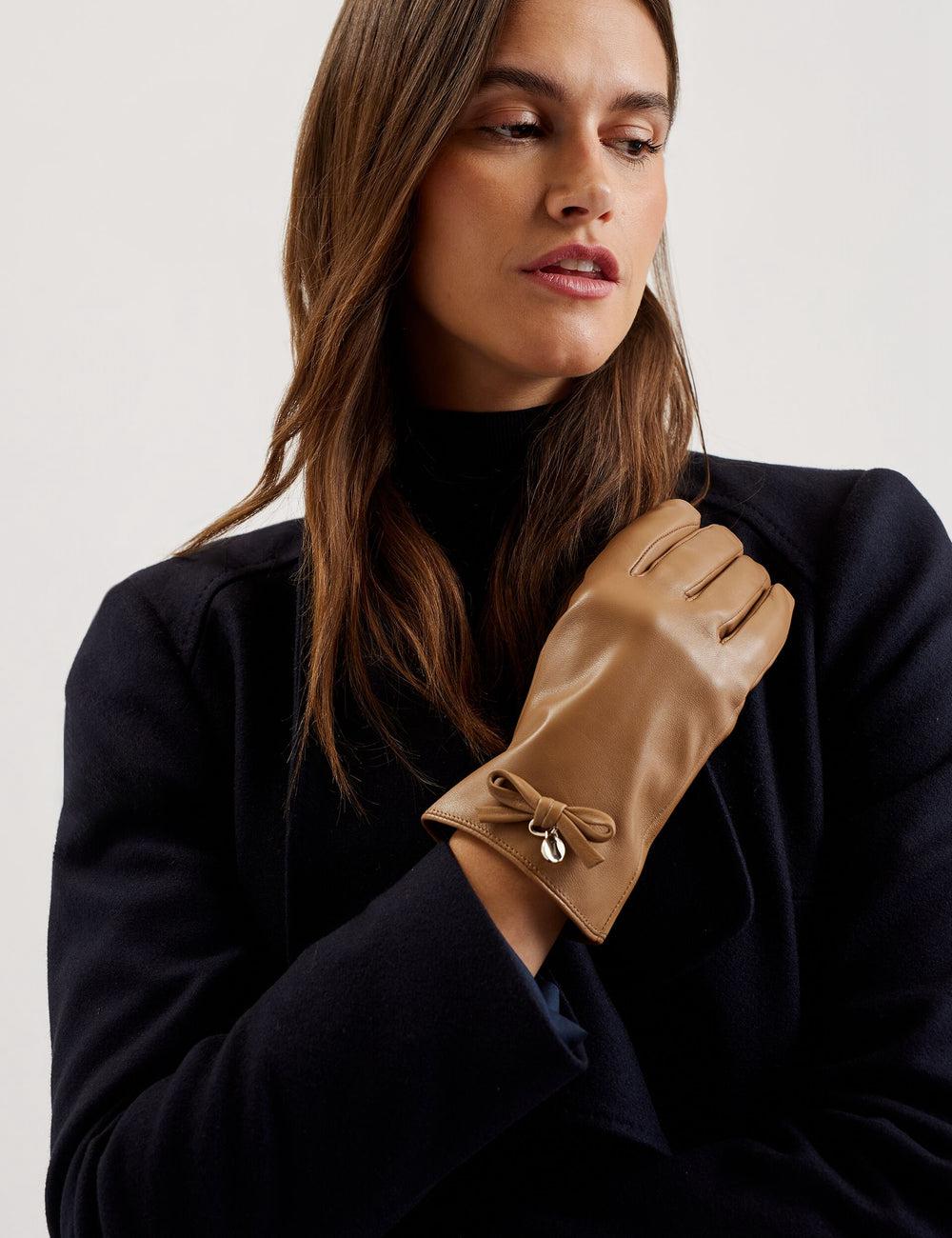 Camel Ted Baker SHERYYS - Bow Detail Soft Leather Women Gloves | SG  9381-GJQMI