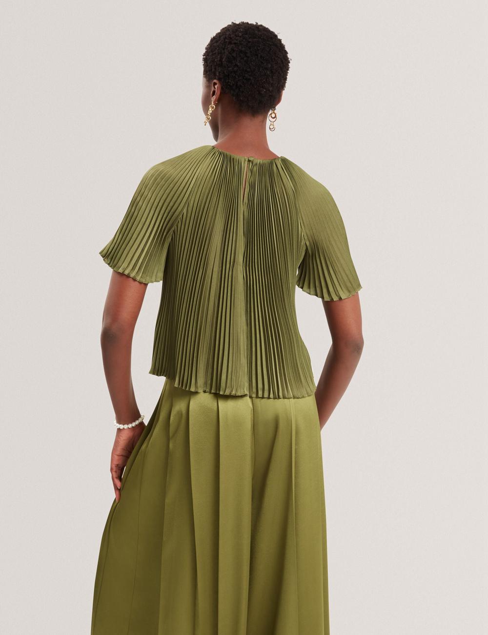 Green Ted Baker LIONAA - Floral Graphic Pleated Satin Short Sleeve Women Blouses | SG  9728-MIWGQ