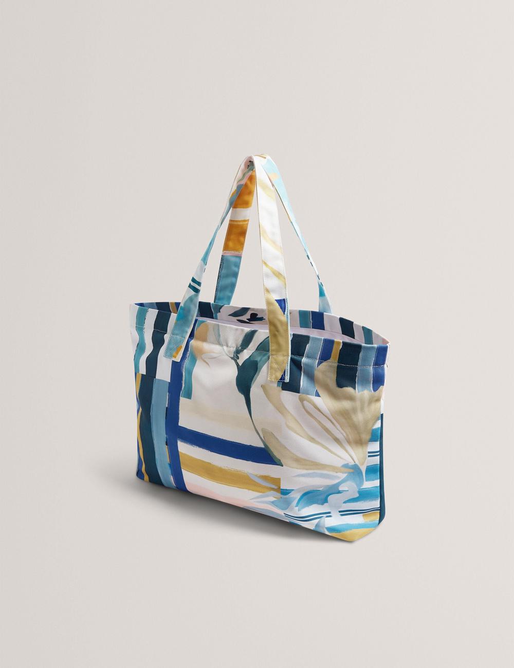 Green Ted Baker SHELYSS - Printed Beach & Flip Flops Set Women Tote Bags | SG  6520-SOHQK