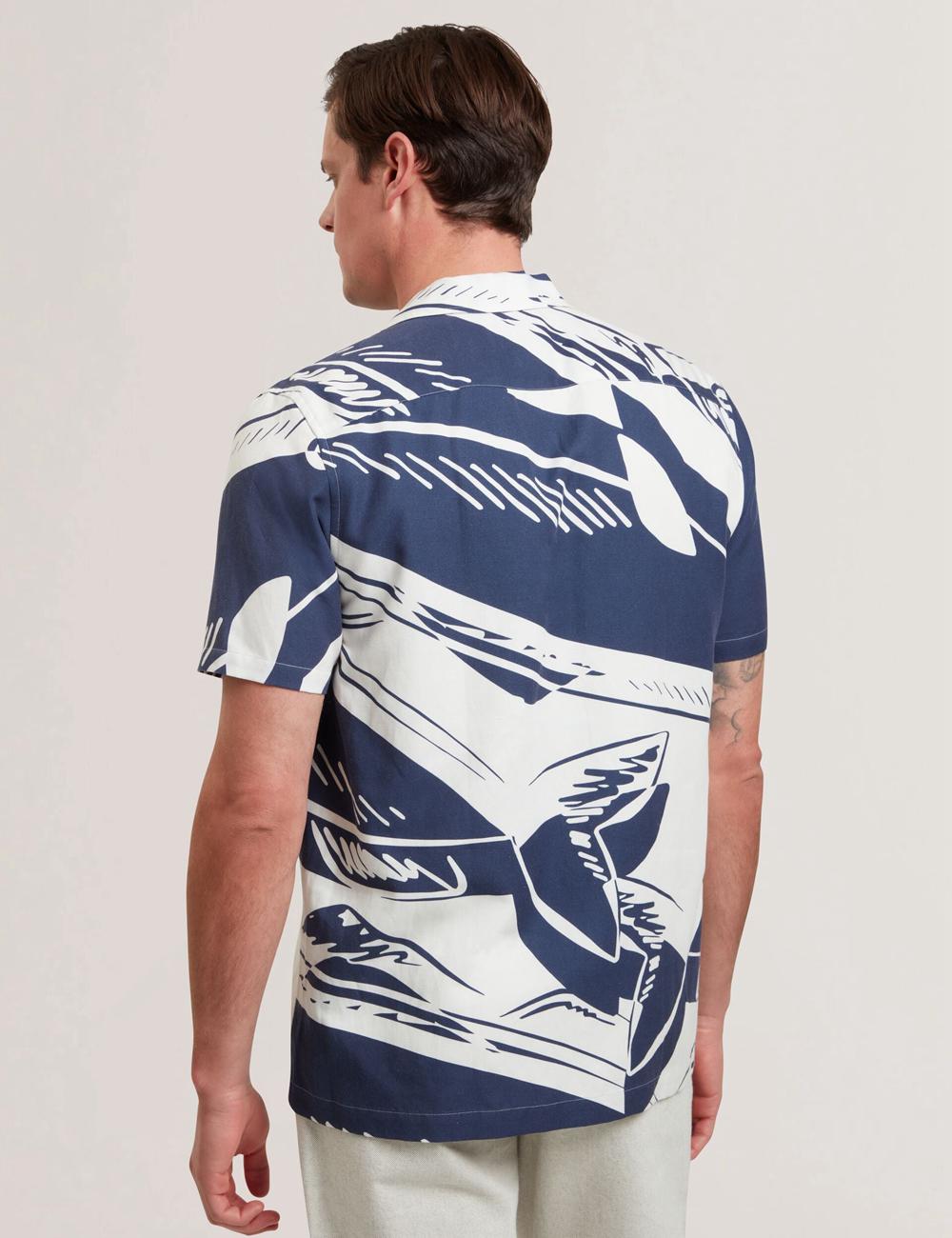 Mid-Navy Ted Baker HEUKELS - Short Sleeve Relaxed Fish Print Men Casual Shirts | SG  3651-YSZKL