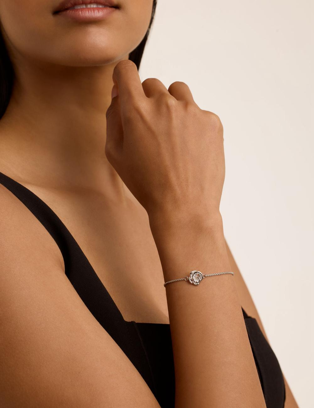 Silver Ted Baker FLORINA - Crystal Flower Adjustable Slider Women Bracelets | SG  2790-FMCRL